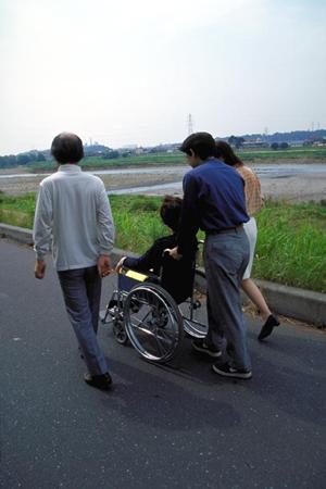 傷跡が目立たないように処置してくれます