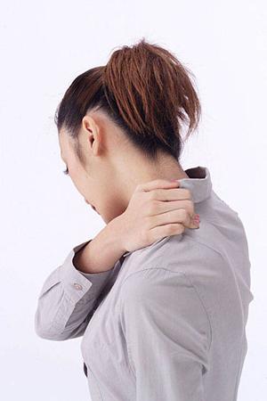 表参道で出っ歯の矯正をするなら