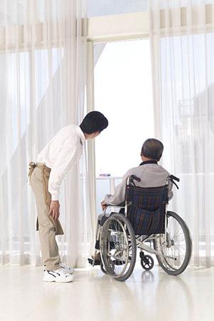 秀逸な技術でインプラントができる歯科
