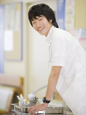 歯の美白を目指す女性必見！札幌で痛みの少ないホワイトニング施術を提供する歯科クリニックを徹底解説